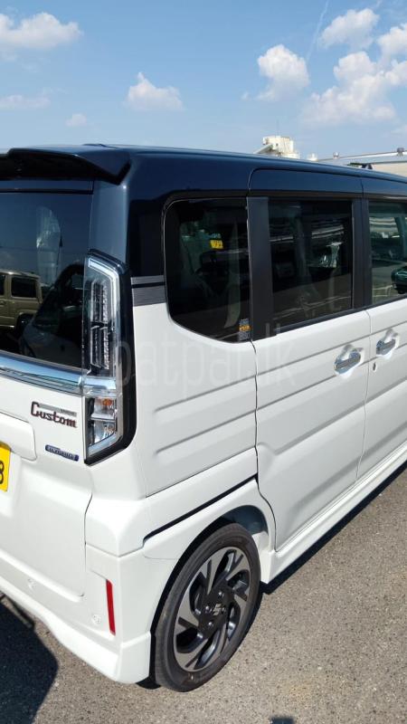 Advertisement image 3