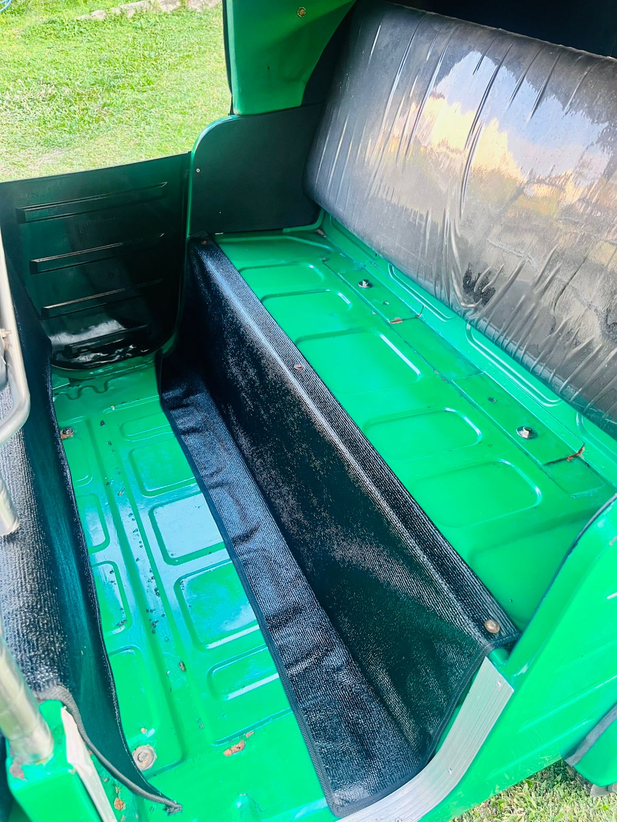 Bajaj Three Wheel 2015 - Used Three wheeler sale in Sri Lanka - patpat.lk