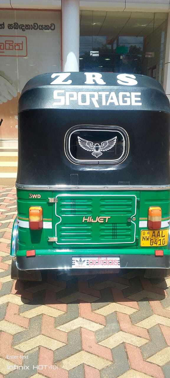 Bajaj 4 stroke 2013 - භාවිතා කරන ලද ත්‍රිරෝද රථය sale in Sri Lanka - patpat.lk