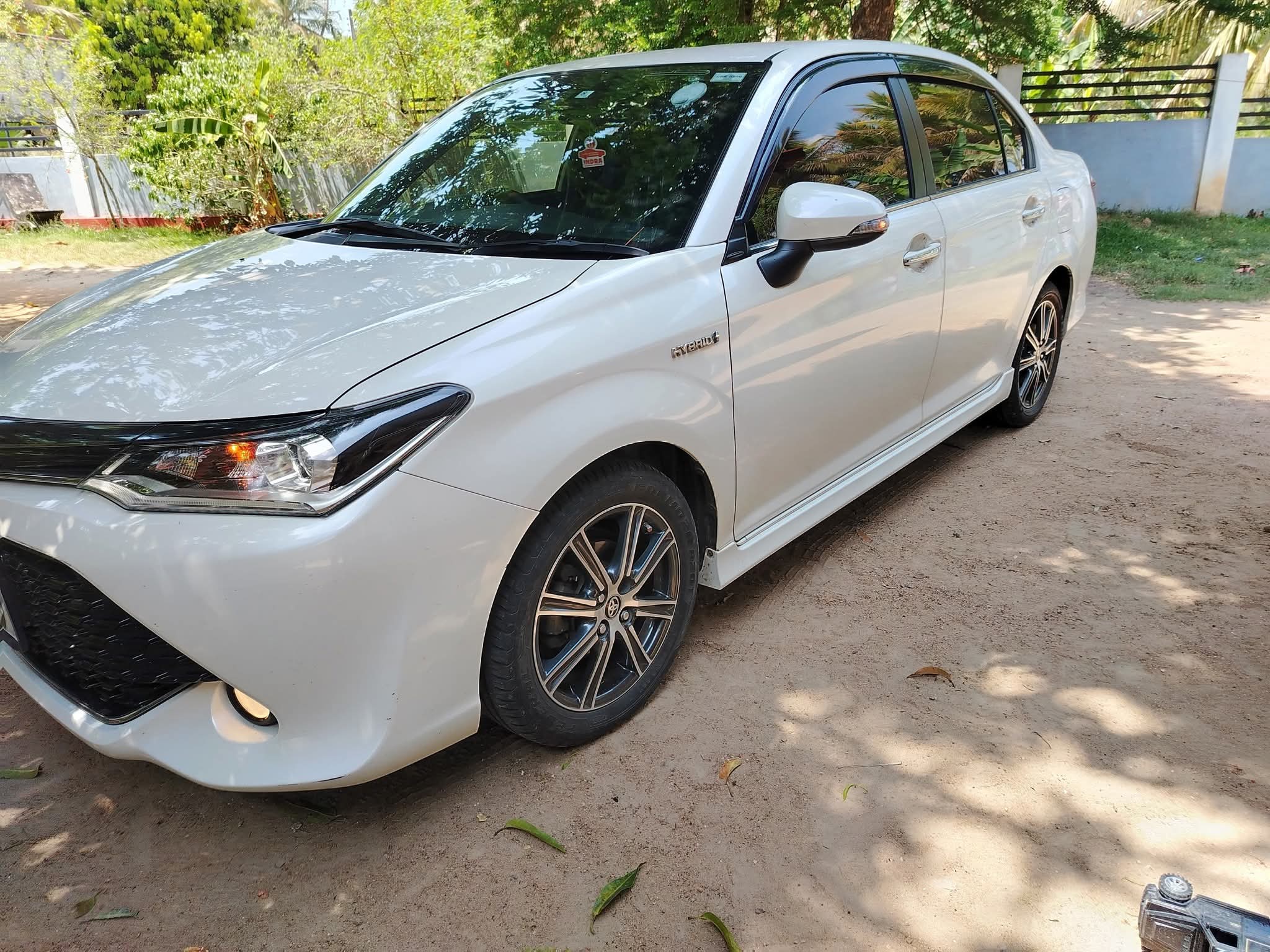 Toyota Axio 2017 - Used Car sale in Sri Lanka - patpat.lk