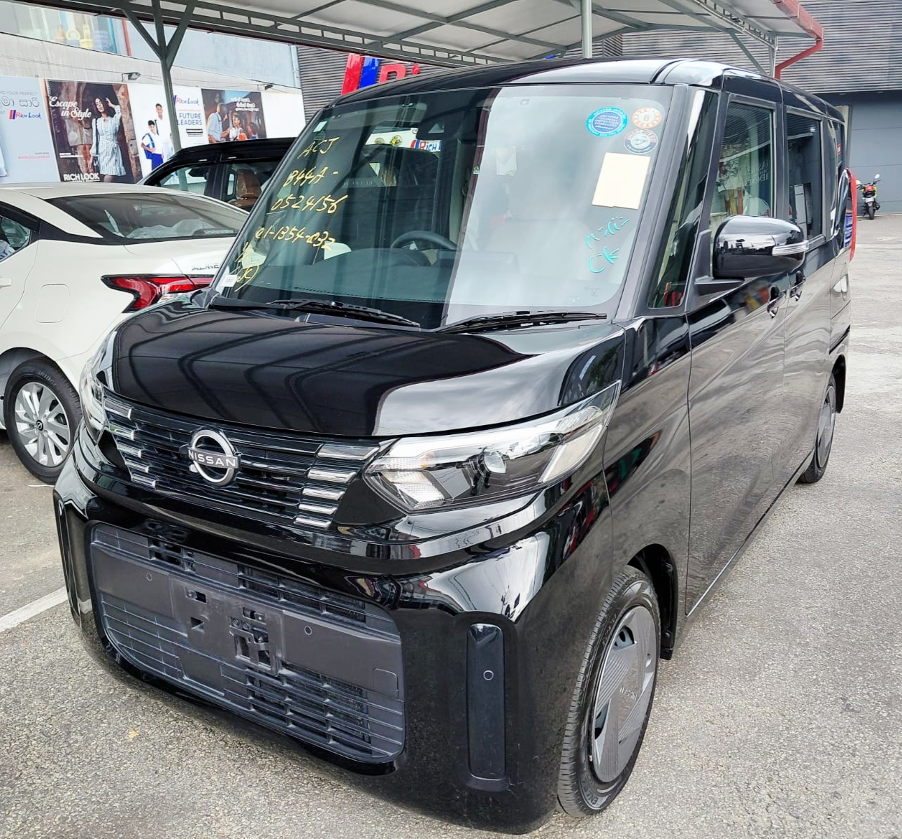 Nissan Roox 2023