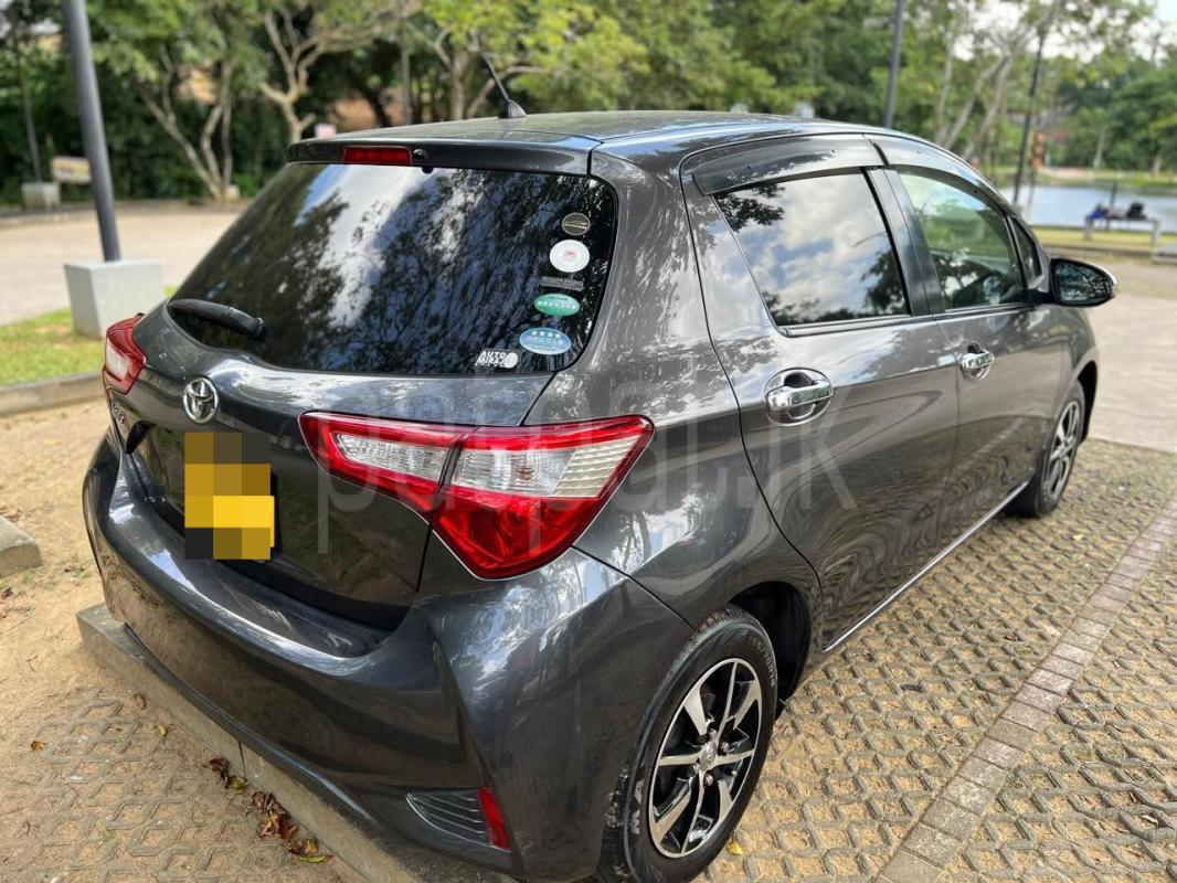 Toyota Vitz 2018 - பயன்படுத்தப்பட்டது கார் sale in Sri Lanka - patpat.lk
