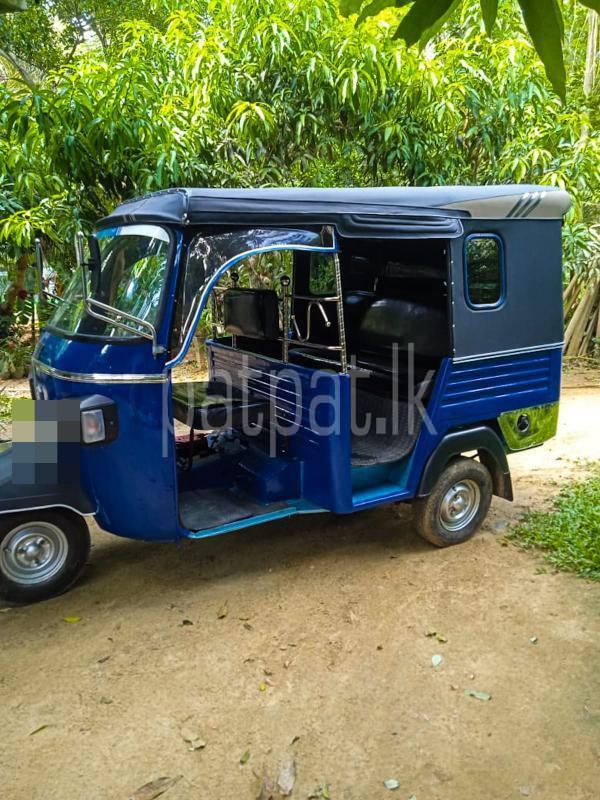 Piaggio Three Wheel 2011 - பயன்படுத்தப்பட்டது முச்சக்கர வண்டி sale in Sri Lanka - patpat.lk