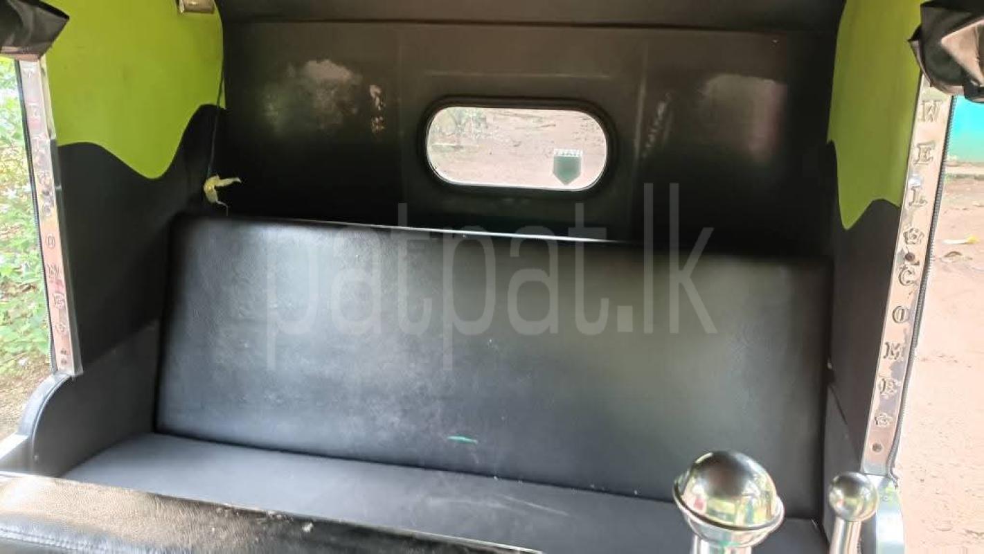 Advertisement image 6