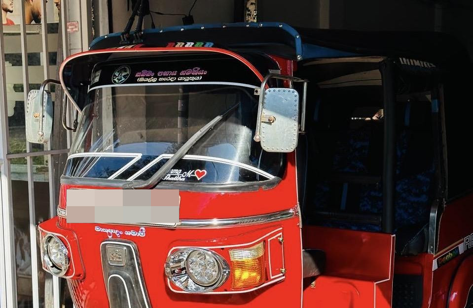 Bajaj Three Wheel 2012 - Used Three wheeler sale in Sri Lanka - patpat.lk