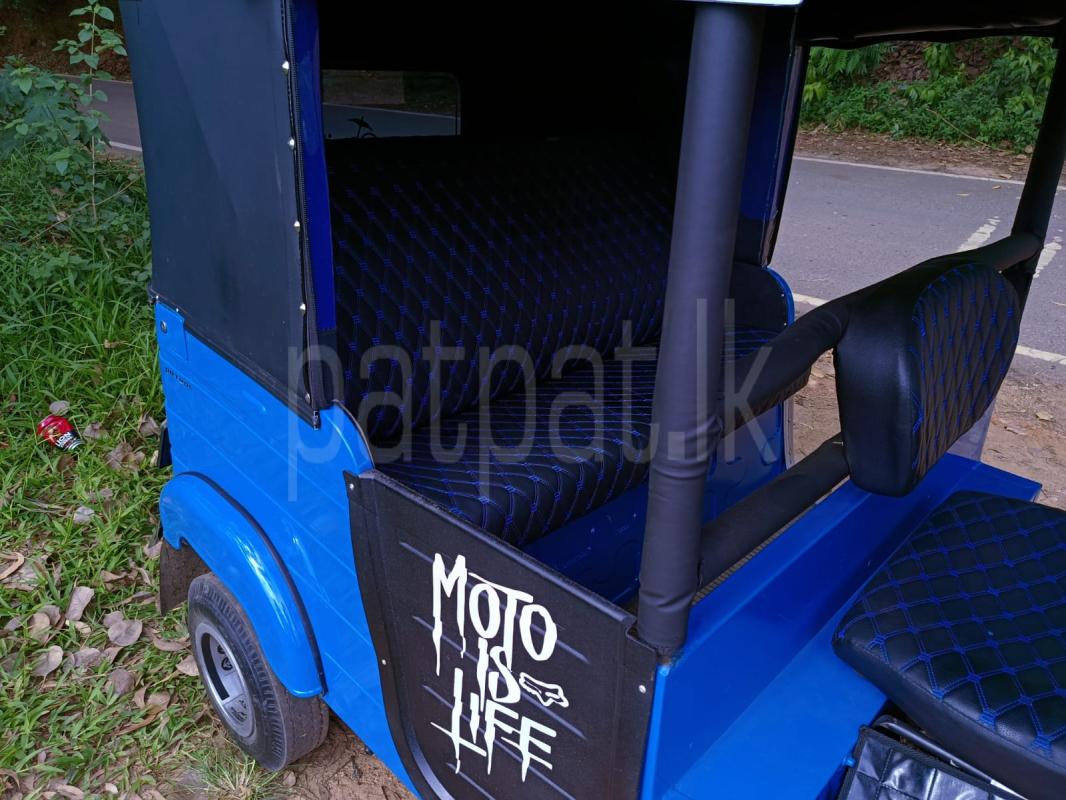 Bajaj 4 stroke 2014 - பயன்படுத்தப்பட்டது முச்சக்கர வண்டி sale in Sri Lanka - patpat.lk