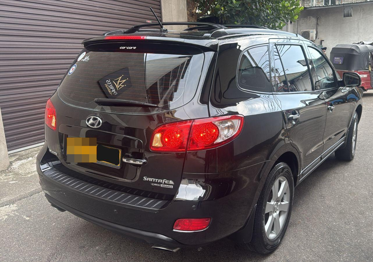 Hyundai Santa Fe 2009 - பயன்படுத்தப்பட்டது SUV sale in Sri Lanka - patpat.lk