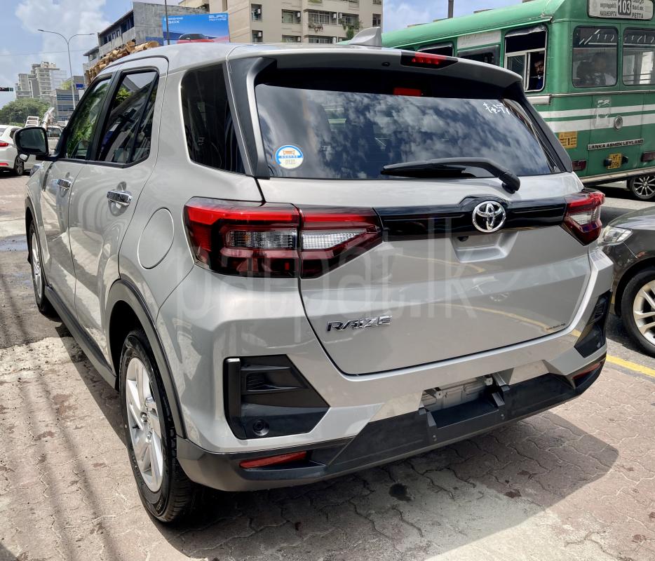 Advertisement image 6