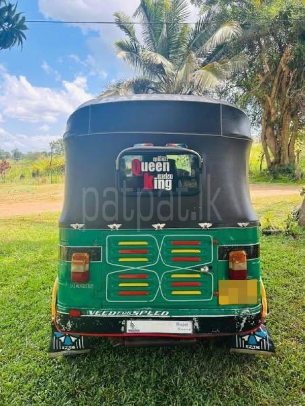 Bajaj 4 stroke 2015 - භාවිතා කරන ලද ත්‍රිරෝද රථය sale in Sri Lanka - patpat.lk