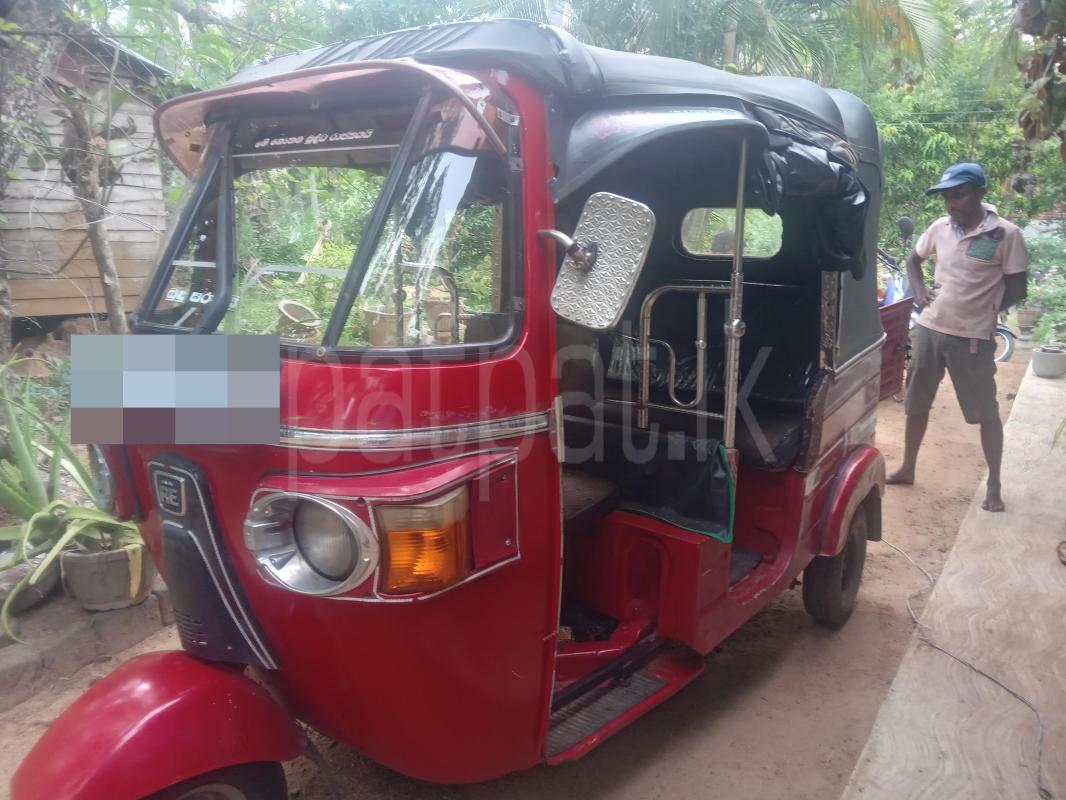 Bajaj Three Wheel 2010 - Used Three wheeler sale in Sri Lanka - patpat.lk