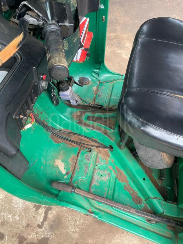 Advertisement image 4