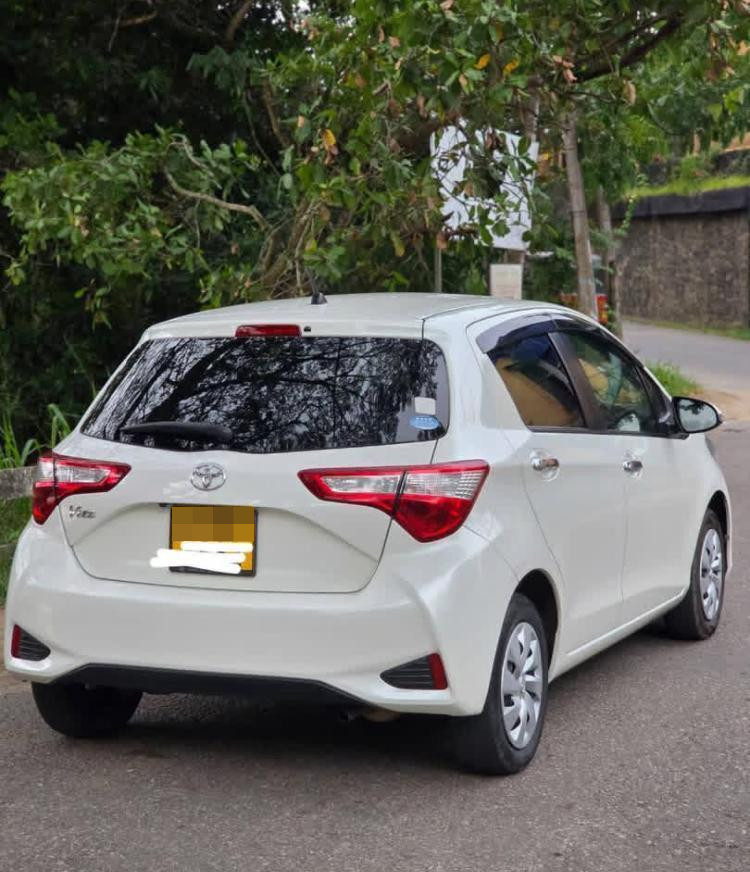 Toyota Vitz 2018 - பயன்படுத்தப்பட்டது கார் sale in Sri Lanka - patpat.lk