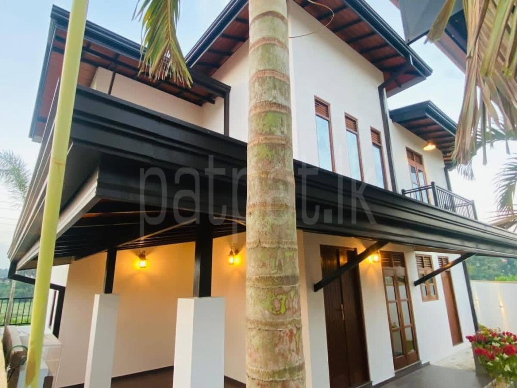 House for Sale in Meegoda