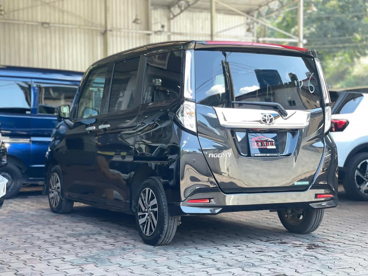 Advertisement image 4