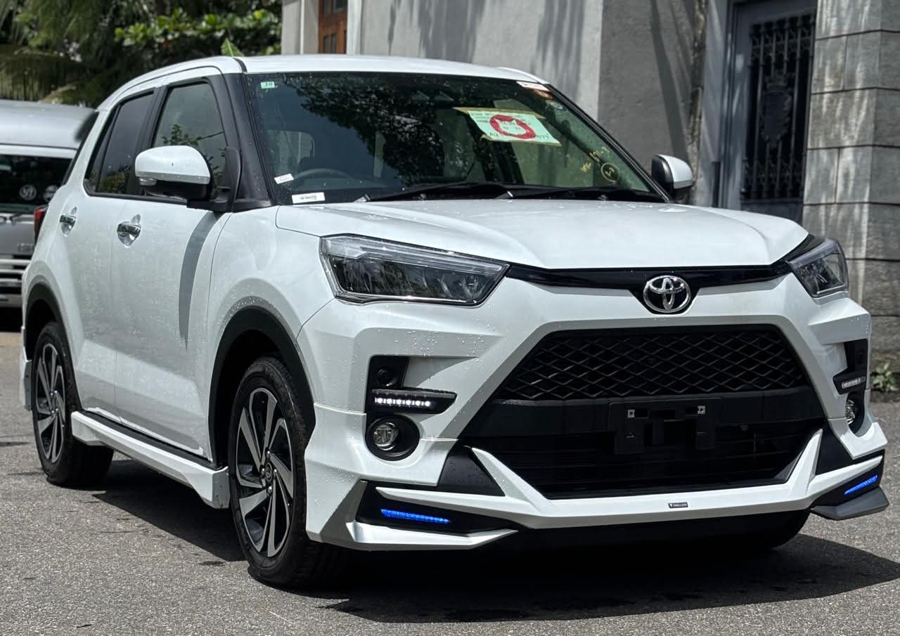 Toyota Raize 2025 - சான்றளிக்கப்பட்டது SUV sale in Sri Lanka - patpat.lk