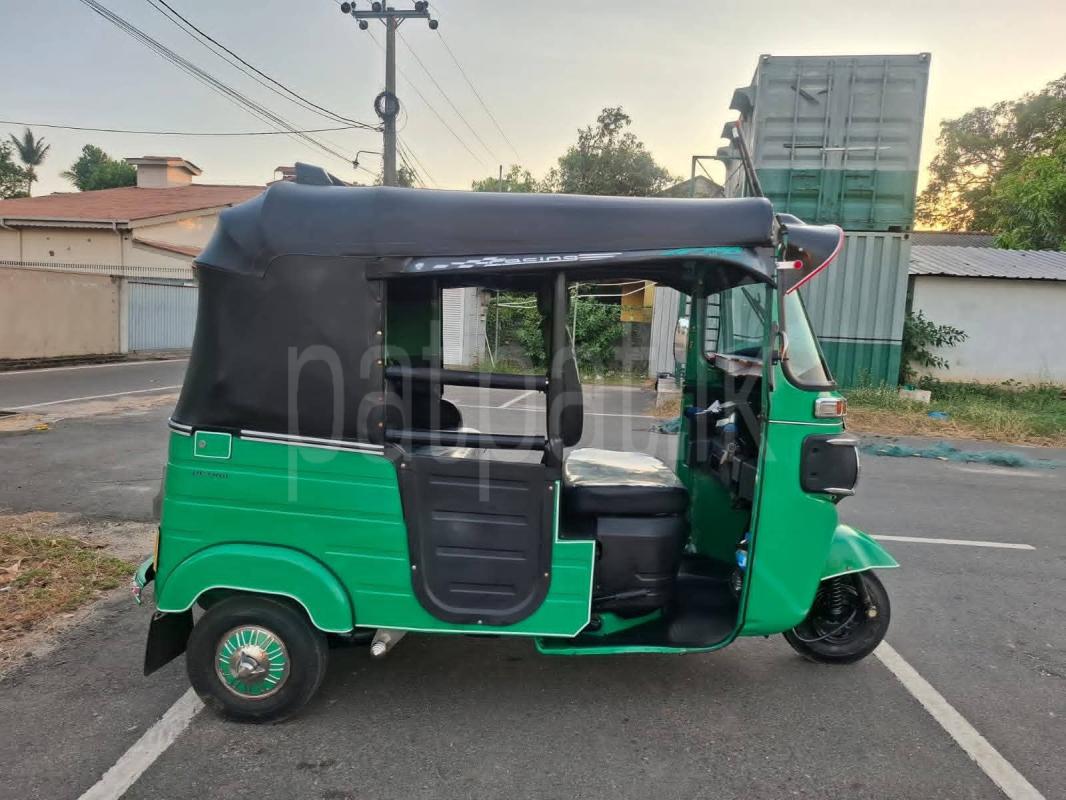 Bajaj Three Wheel 2019 - Used Three wheeler sale in Sri Lanka - patpat.lk