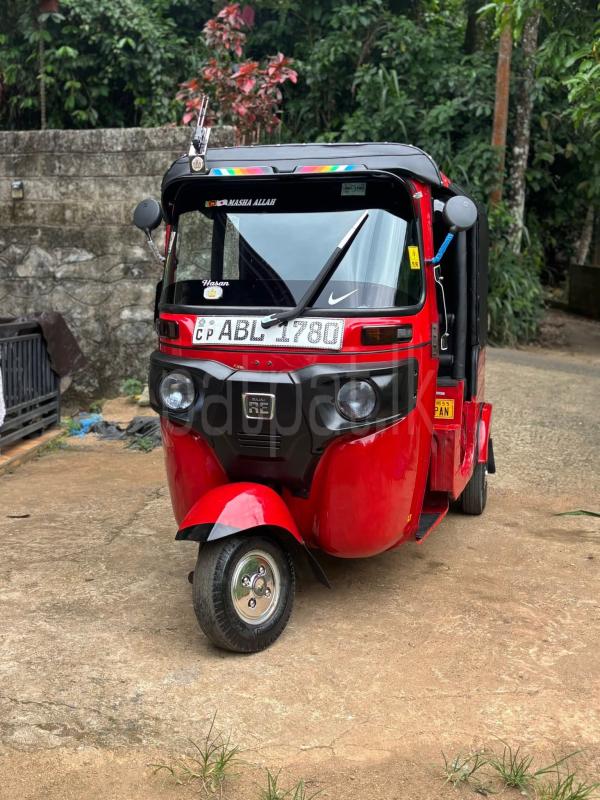 Bajaj Three Wheel 2016 - Used Three wheeler sale in Sri Lanka - patpat.lk