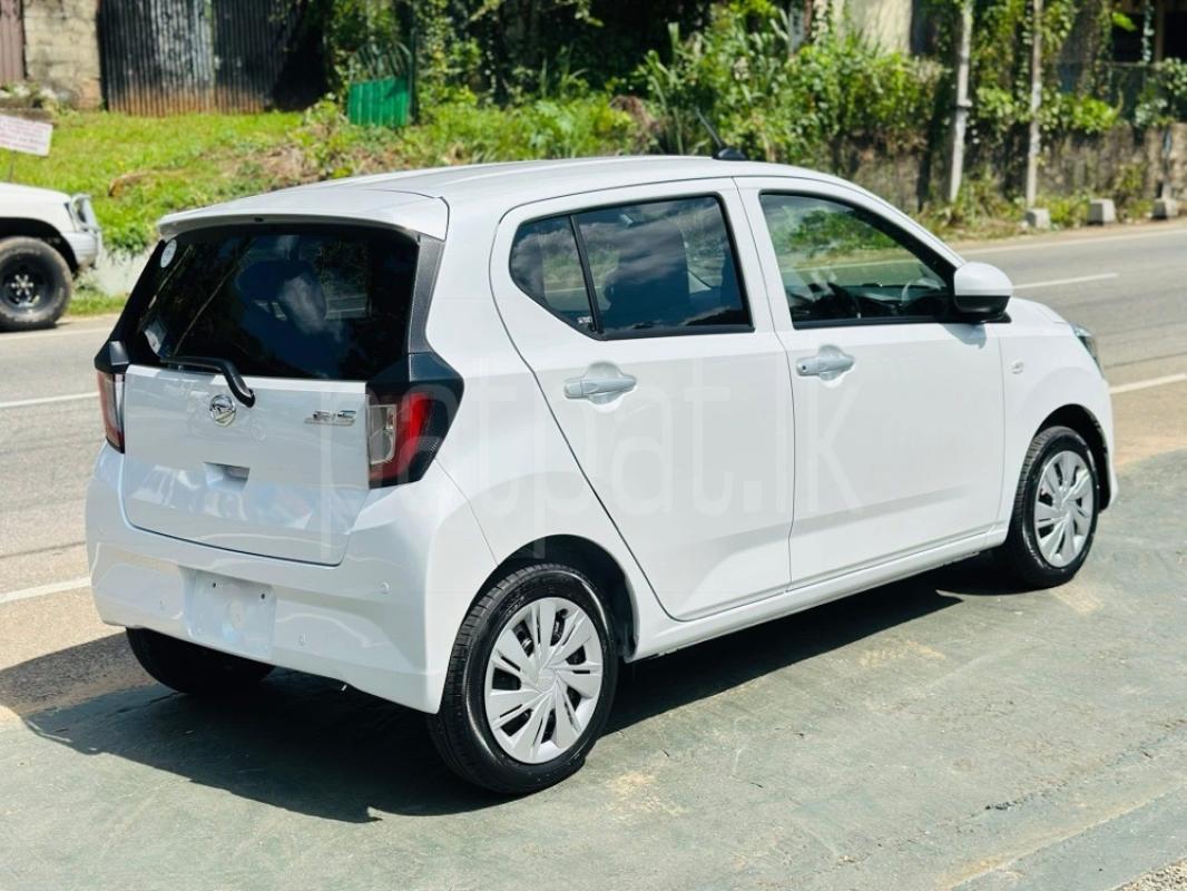 Advertisement image 4