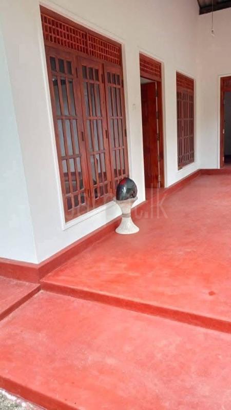 House for Sale in Ibbagamuwa