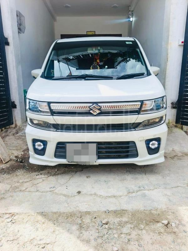 Suzuki Wagon R 2018 - භාවිතා කරන ලද කාර් sale in Sri Lanka - patpat.lk