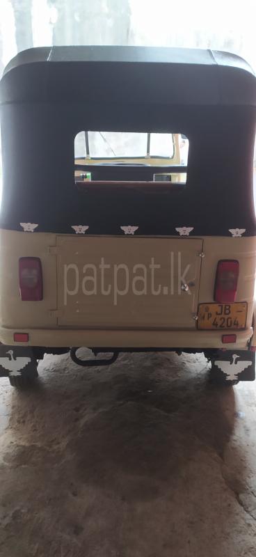 Advertisement image 6