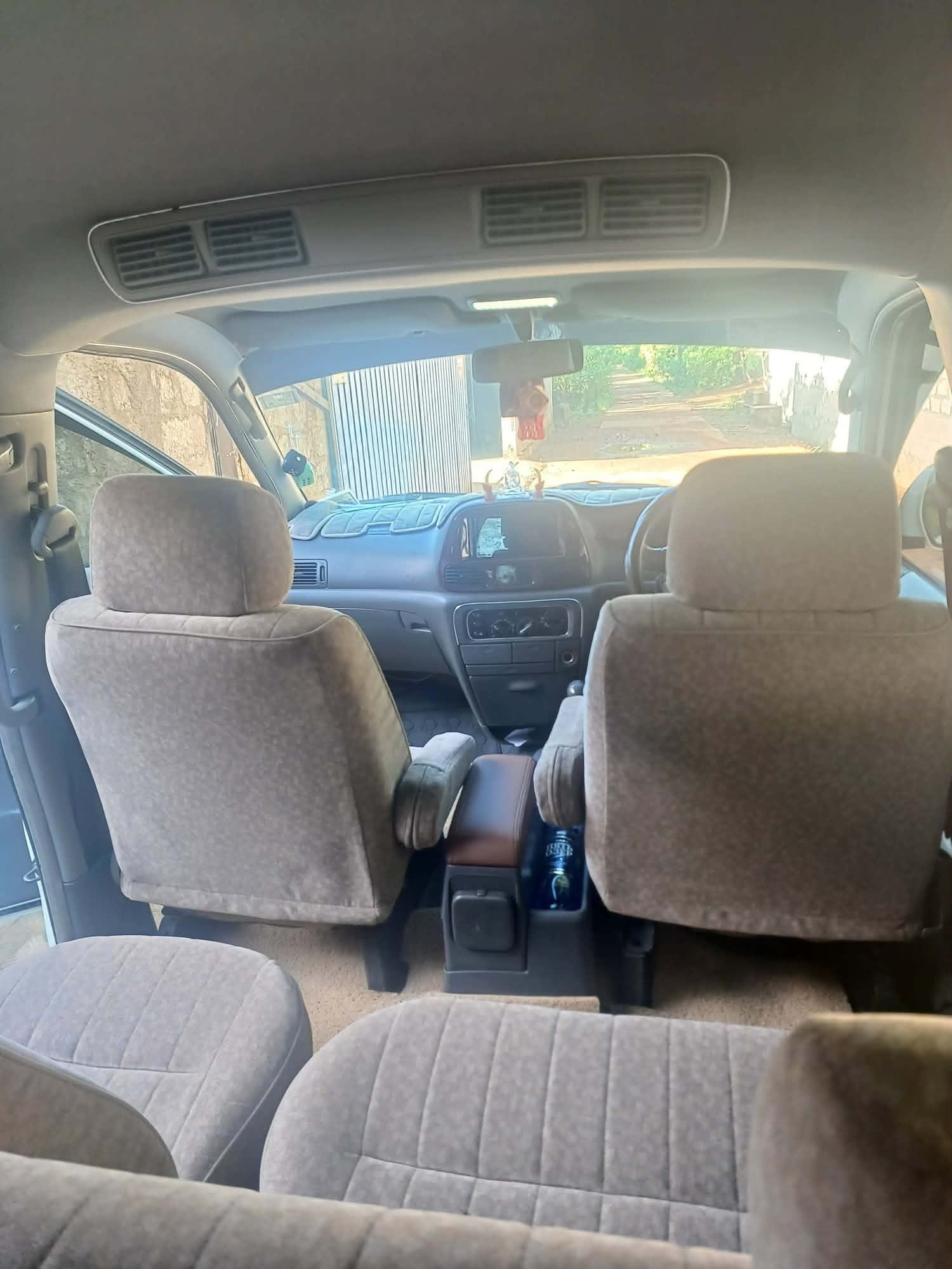 Toyota Noah 1998 - Used Van sale in Sri Lanka - patpat.lk