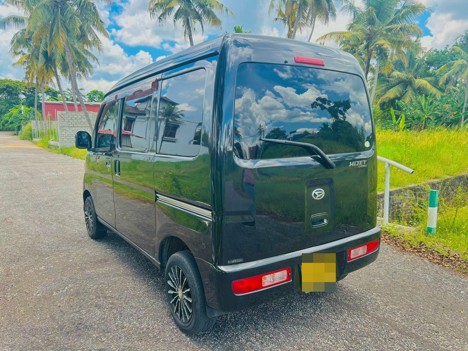 Daihatsu Hijet 2011 - Used Van sale in Sri Lanka - patpat.lk