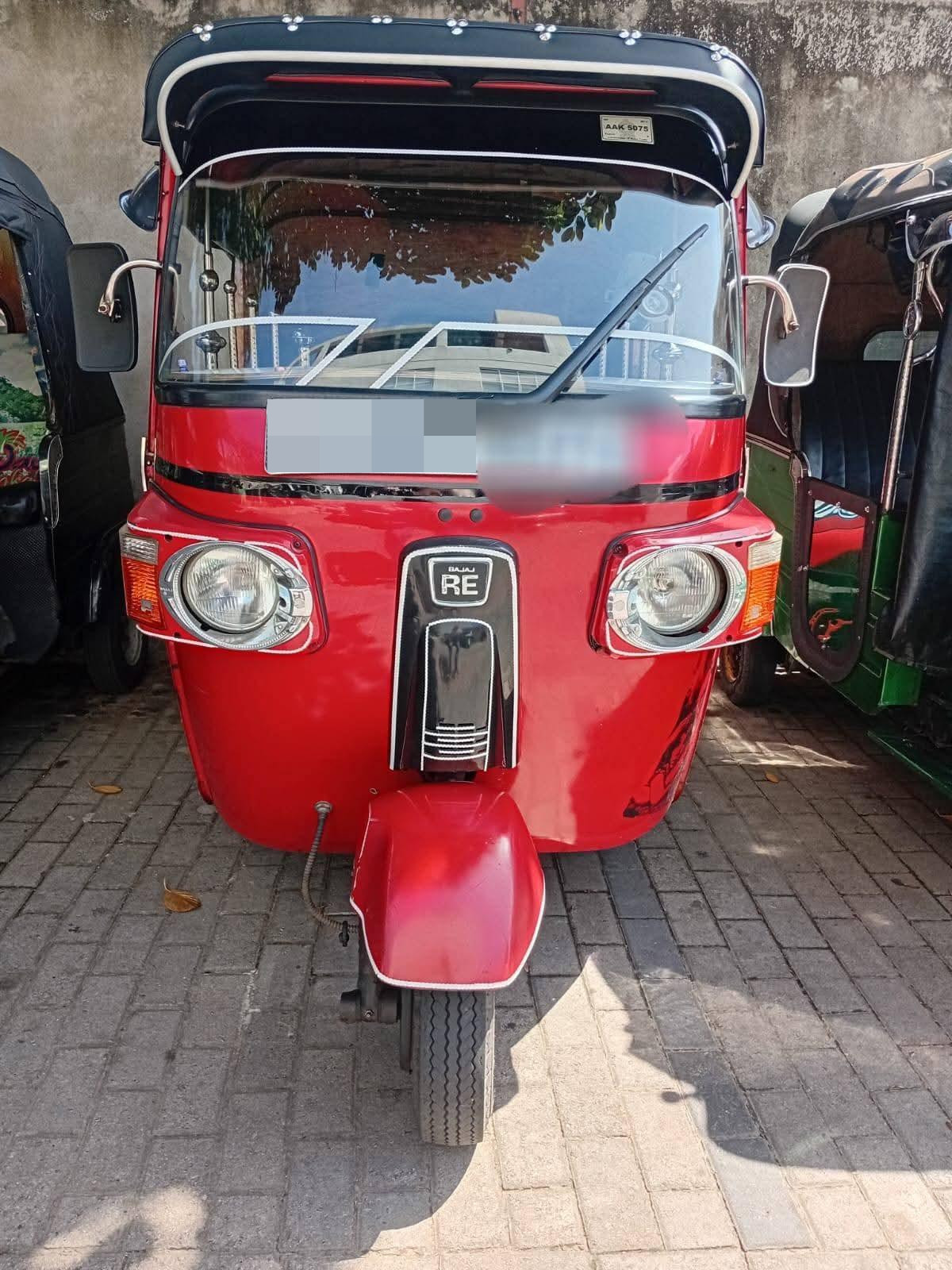 Bajaj Three Wheel 2013 - Used Three wheeler sale in Sri Lanka - patpat.lk