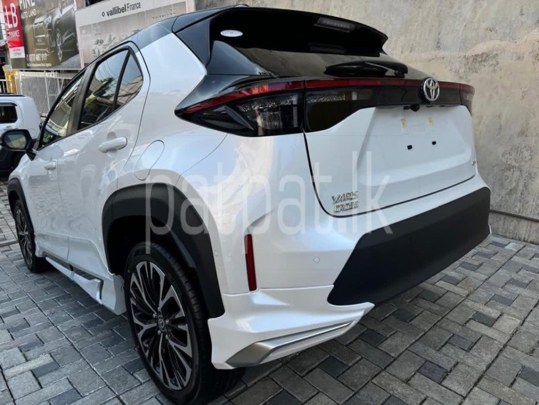 Advertisement image 4