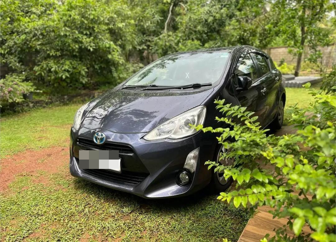 Toyota Aqua 2014 - Used Car sale in Sri Lanka - patpat.lk