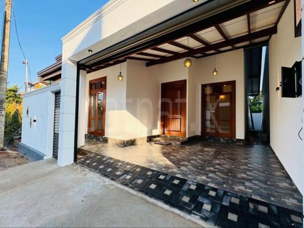 House for Sale in Piliyandala ads-image-1