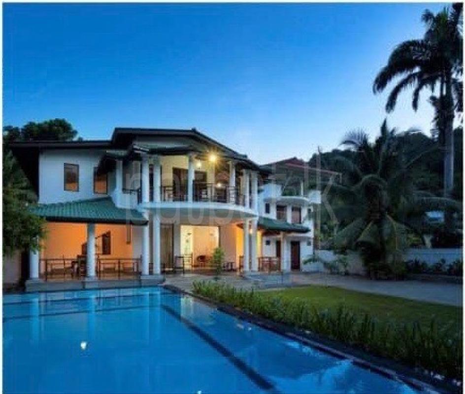 Hotel for Sale in Unawatuna