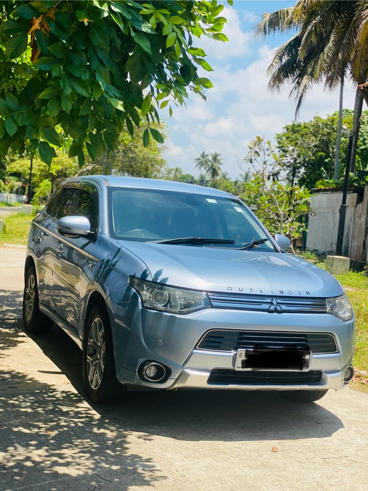 Mitsubishi Outlander 2014 - Used SUV sale in Sri Lanka - patpat.lk