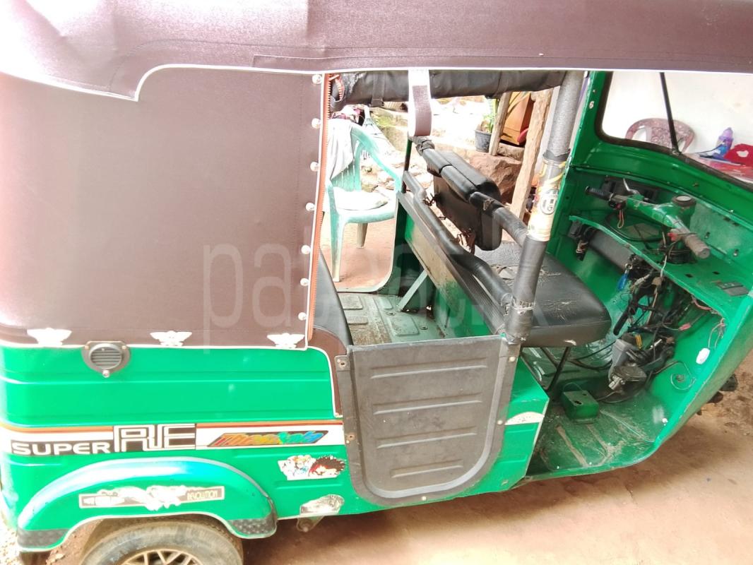 Bajaj Three Wheel 2006 - භාවිතා කරන ලද ත්‍රිරෝද රථය sale in Sri Lanka - patpat.lk