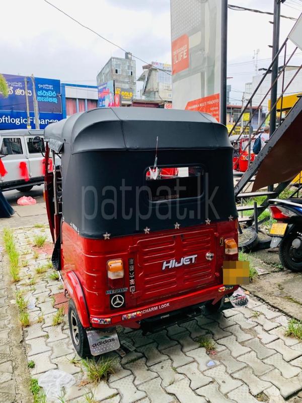 Bajaj Three Wheel 2012 - பயன்படுத்தப்பட்டது முச்சக்கர வண்டி sale in Sri Lanka - patpat.lk