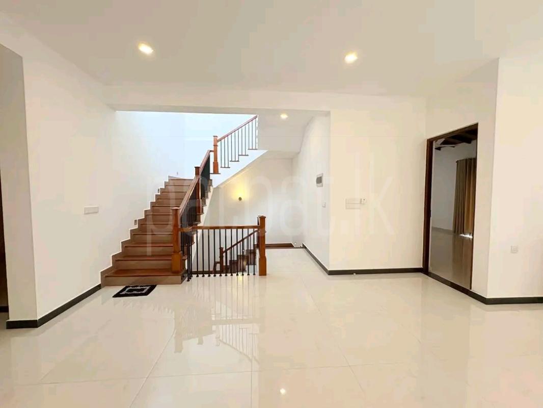 House for Sale in Battaramulla
