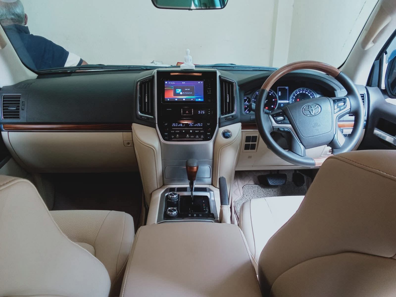 Toyota Land Cruiser 2017 - භාවිතා කරන ලද SUV රථය sale in Sri Lanka - patpat.lk