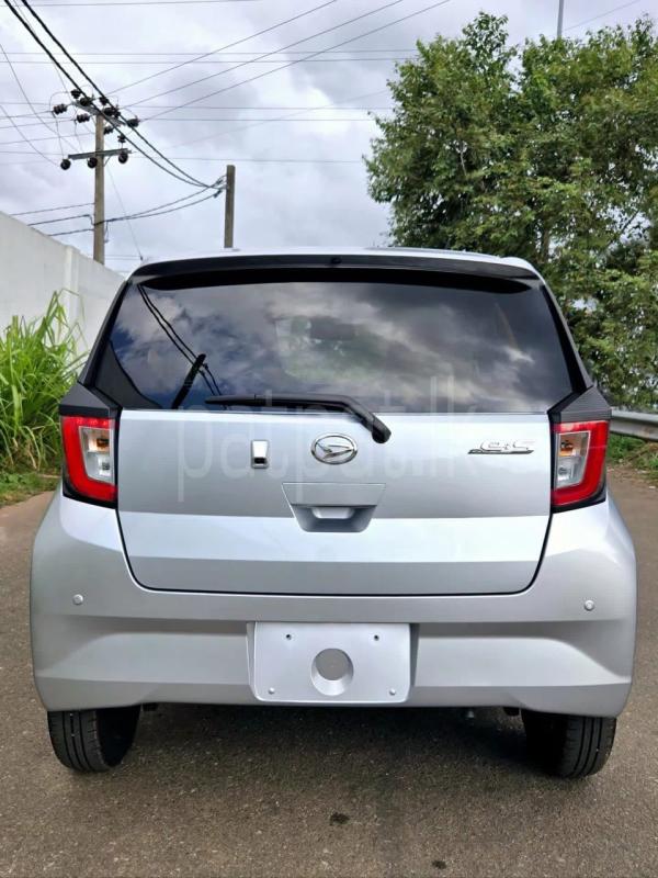 Advertisement image 5