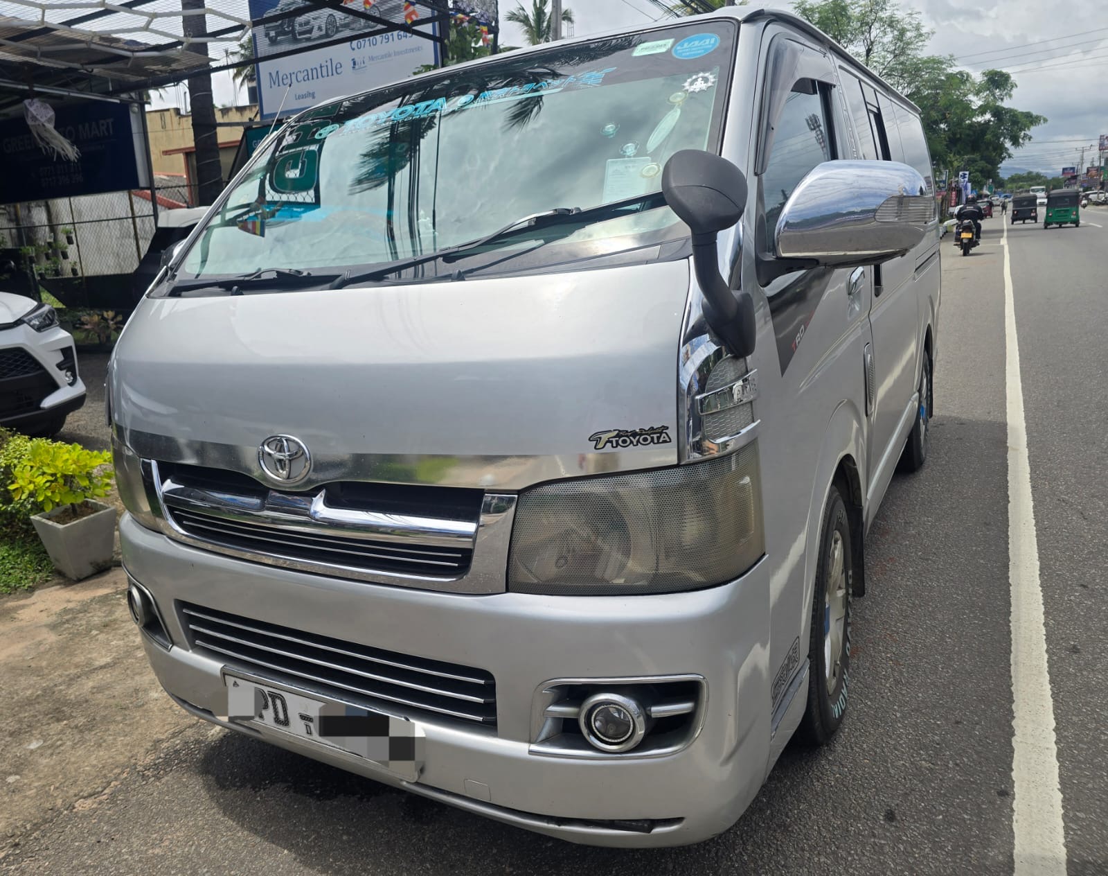 Toyota Super GL 2006 - பயன்படுத்தப்பட்டது வேன் sale in Sri Lanka - patpat.lk