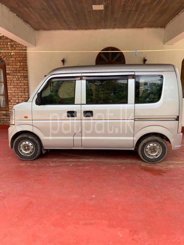 Nissan Clipper 2014 - பயன்படுத்தப்பட்டது வேன் sale in Sri Lanka - patpat.lk
