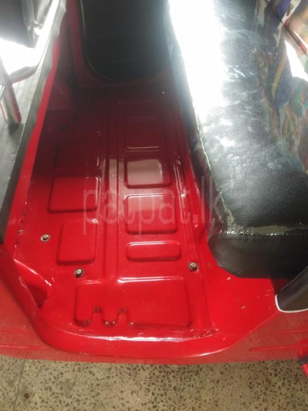 Bajaj Three Wheel 2010 - பயன்படுத்தப்பட்டது முச்சக்கர வண்டி sale in Sri Lanka - patpat.lk