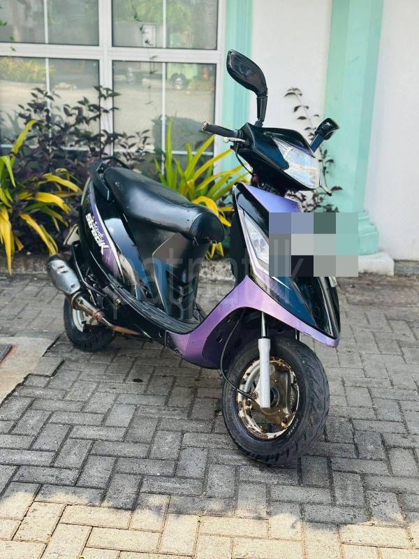 TVS Scooty Pept 2011 - பயன்படுத்தப்பட்டது பைக் sale in Sri Lanka - patpat.lk