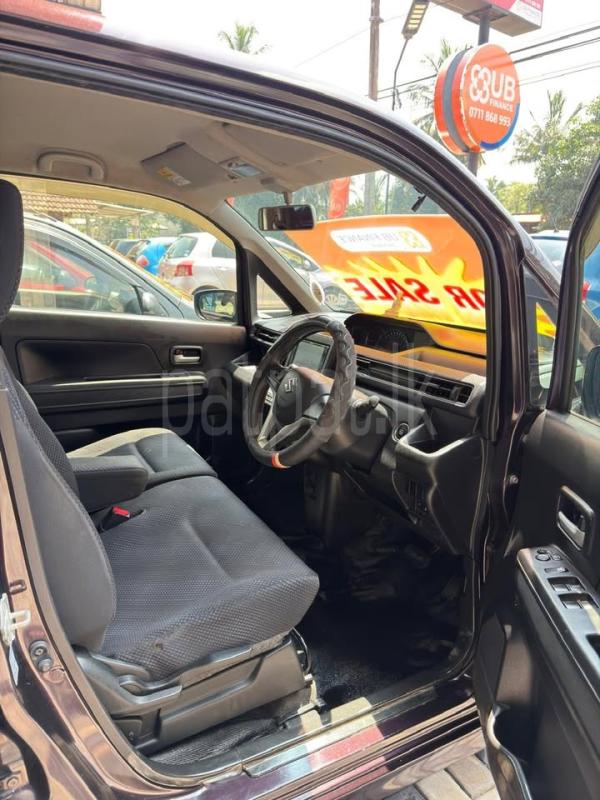 Advertisement image 6