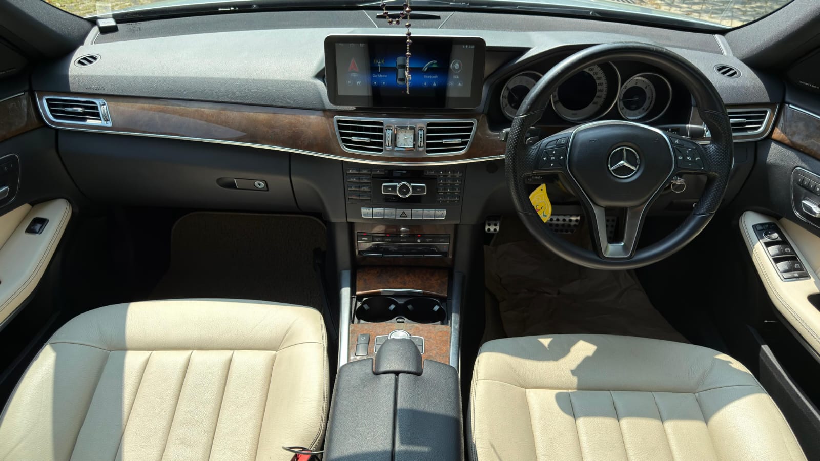 Mercedes Benz E Class 2013 - பயன்படுத்தப்பட்டது கார் sale in Sri Lanka - patpat.lk