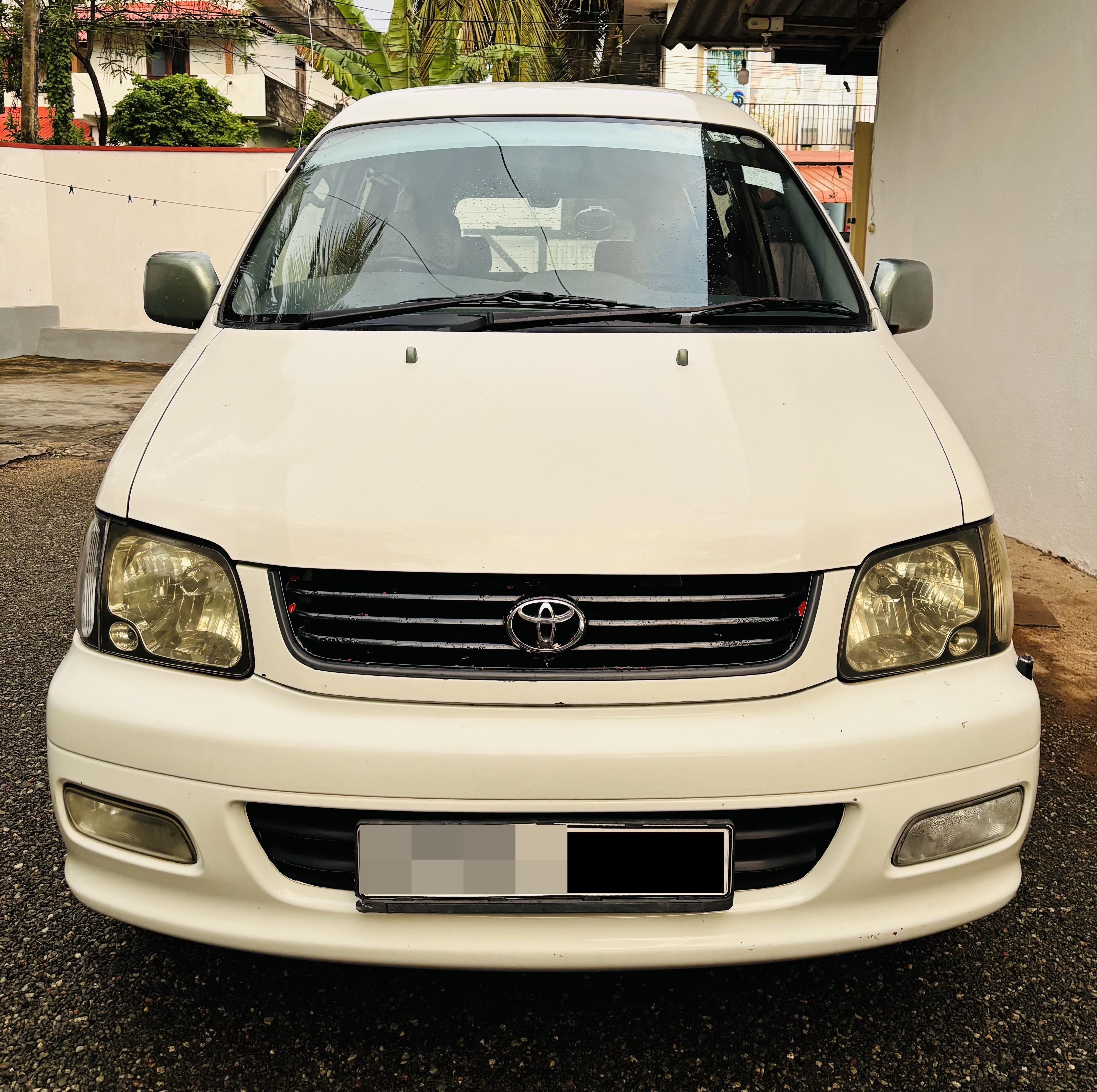 Toyota Noah 2001 ads-image-1