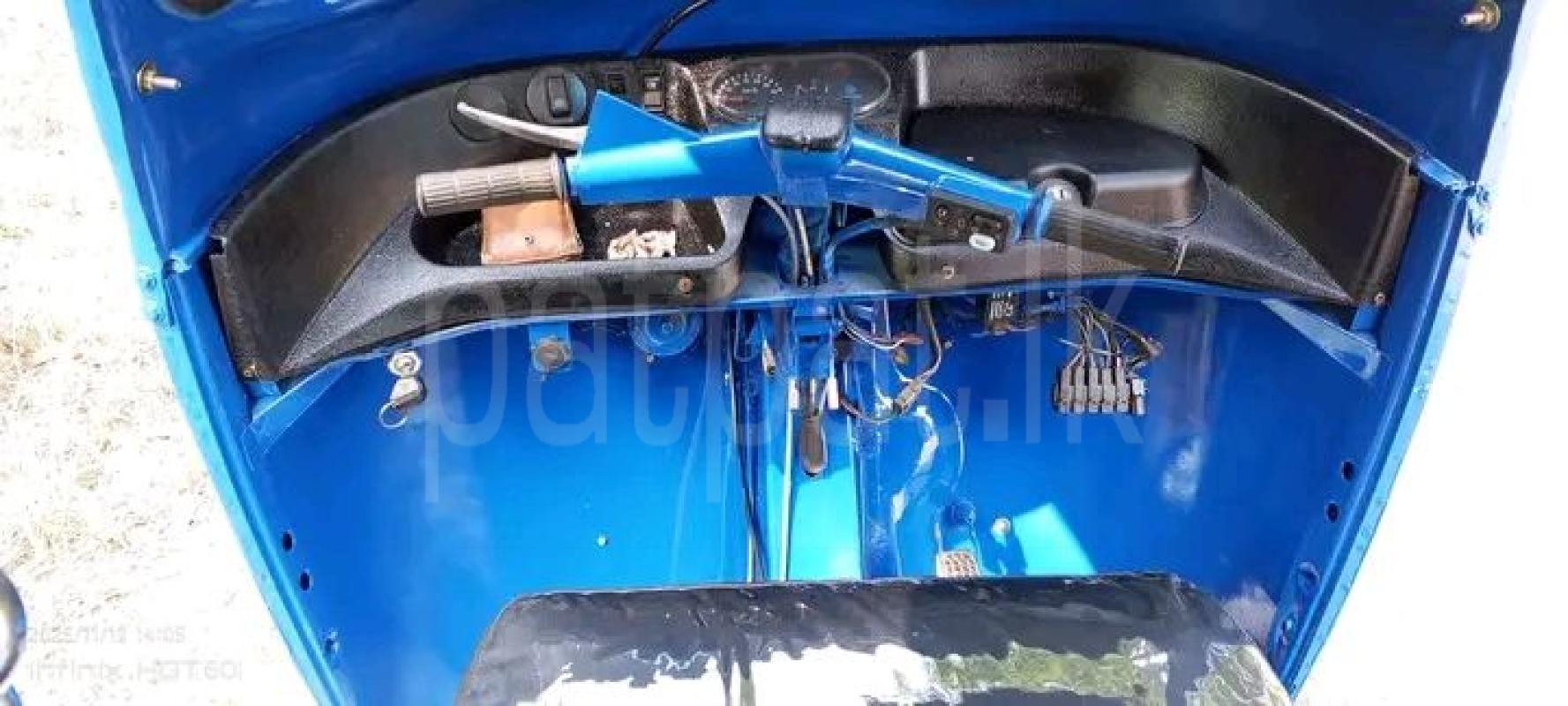 Advertisement image 6