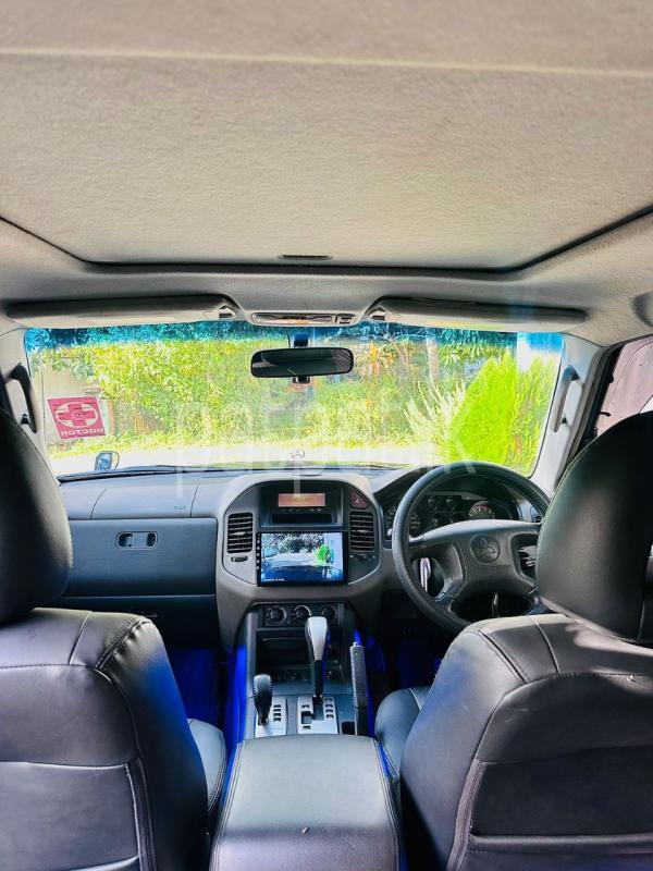 Advertisement image 6