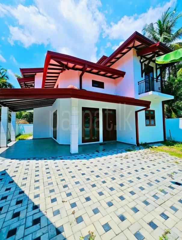House for Sale in Athurugiriya ads-image-1