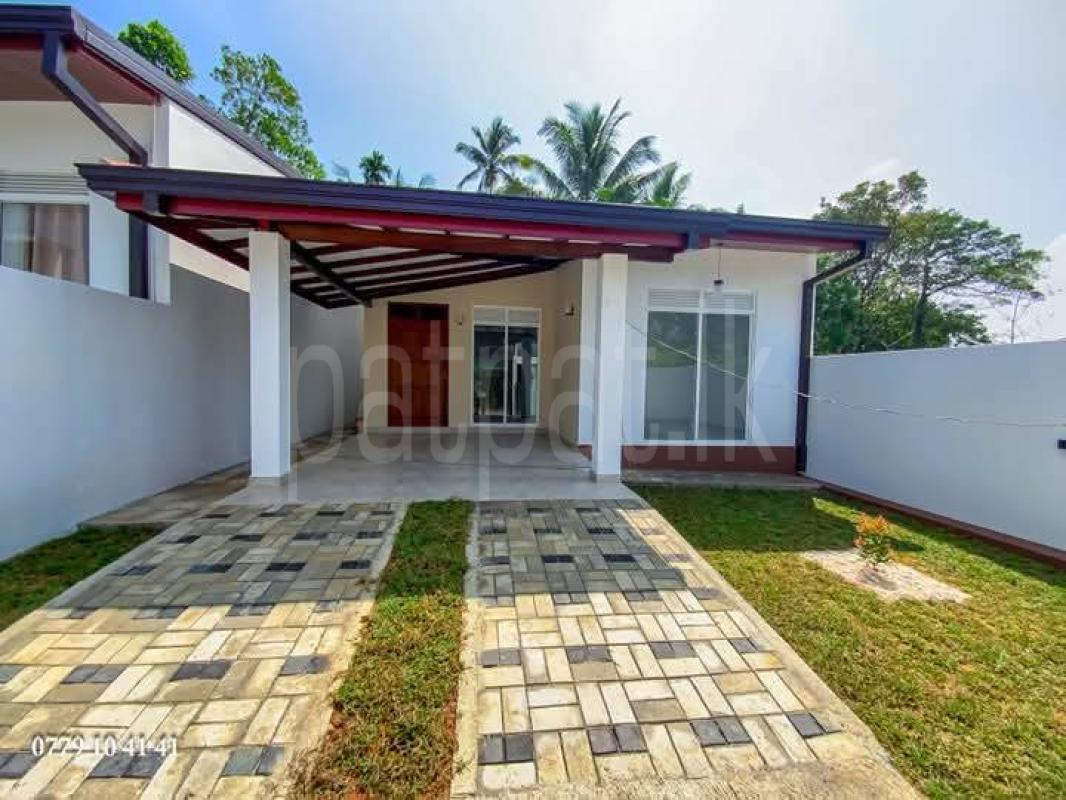 House for Sale in Meegoda