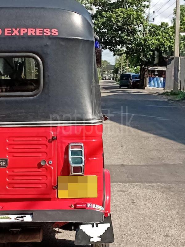 Bajaj 4 stroke 2014 - Used Three wheeler sale in Sri Lanka - patpat.lk